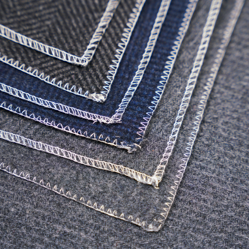 모 50%, 기타섬유 50%, 760G/M, 다크그레이+미디엄그레이, 체크무늬 헤링본멜튼 원단, ML-241150-760